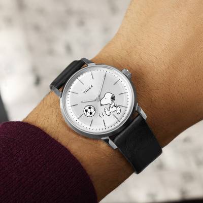 Peanuts x Timex Marlin Automatic Soccer 40mm Leather Strap Watch TW2Y53800 - Timex