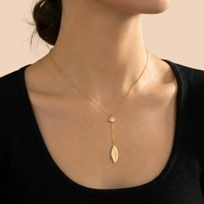 375 Yellow Gold Leaf Necklace & Cubic Zirconia Stone, Adjustable Length 41 cm - Emanessence