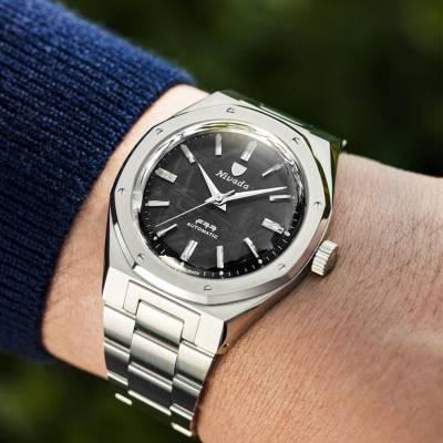 F77 MKII SST Meteorite Watch - Nivada Grenchen