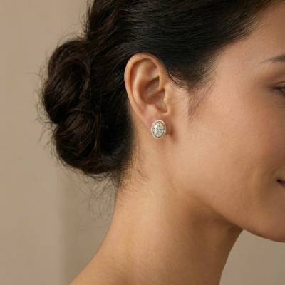 Yellow 375/1000 Gold Oval Stud Earrings - Emanessence