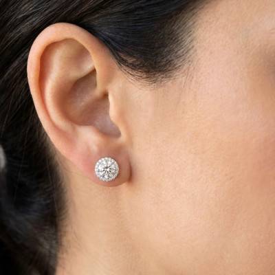 Boucles d'Oreilles Puces en Or Blanc 375 & Oxydes de Zirconium - Emanessence