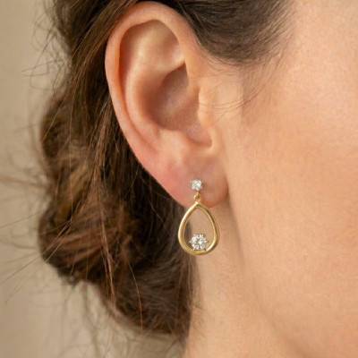 375 Yellow Gold & Zirconium Oxide Drop Earrings - Emanessence