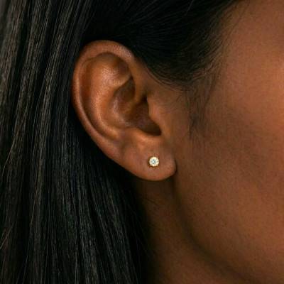 Boucles d'Oreilles Diamants de Synthèse 4 Griffes 2x0,10 ct en Or Jaune 375 ou 750 - Ocarat