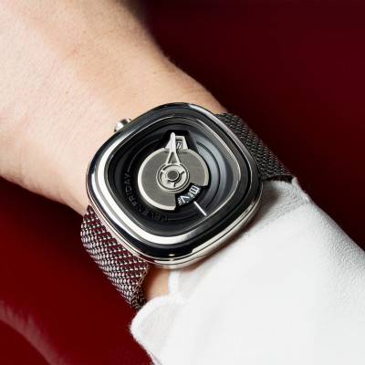 Watch PE1/01 M - SevenFriday