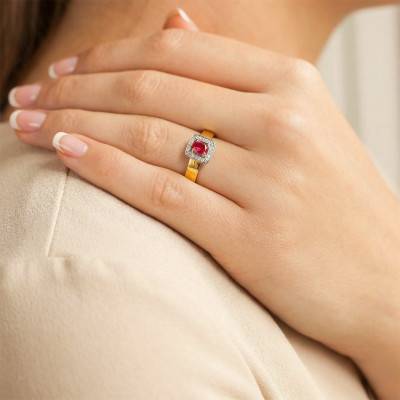 Bague Solitaire Accompagné Rubis 0,475 ct et Halo de Diamants 0,024 ct en 2 Ors 750 - Joelli