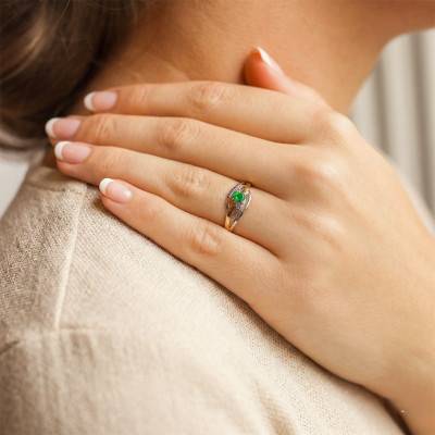 750/1000 Two-Tone Gold Emerald 0.17 ct & Diamond Solitaire Ring with Side Stones - Joelli