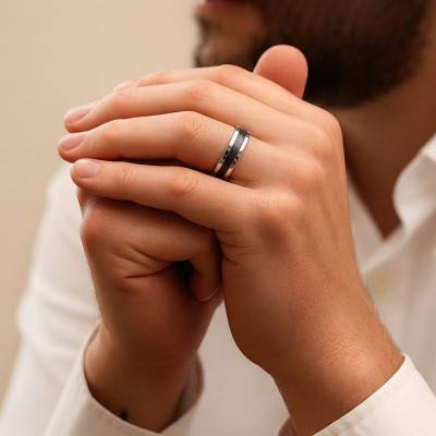 Alliance Ruban Fantaisie en Carbone et Or Blanc 750 Palladié, Largeur 4,00 mm - Fair'Belle