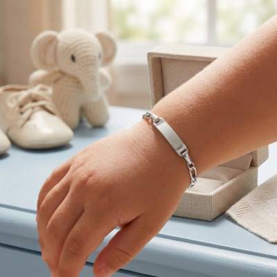 Triple Alternating Oval Link ID Bracelet in 375 White Gold, Adjustable Length 15 cm - Bambins