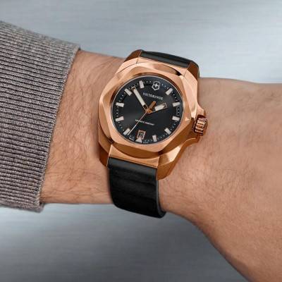 Montre I.N.O.X Quartz 41 mm 242089 - Victorinox