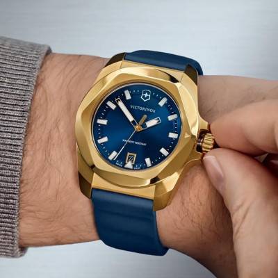 I.N.O.X Quartz 41 mm Watch 242090 - Victorinox