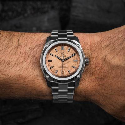 Montre Essence 39mm "Space Gold" Automatic COSC 0339.9.6695.101 - Formex