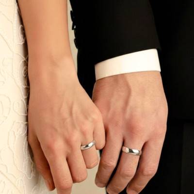 Alliance Demi Jonc Confort en Or Blanc 750, Largeur 4,50 mm - Ocarat