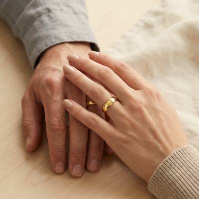 Alliance Demi Jonc Confort en Or Jaune 375, Largeur 5,00 mm - Ocarat