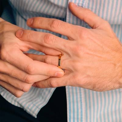 Yellow Gold 750/1000 Comfort Ribbon Wedding Ring, Width 3 mm - Amore