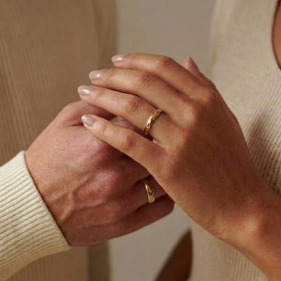 375/1000 Yellow Gold Half-Round Comfort wedding ring, Width 3.00 mm - Ocarat