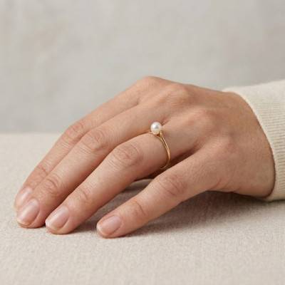 Bague Perle Blanche d'Eau Douce Chine en Or Jaune 750 - Schmittgall