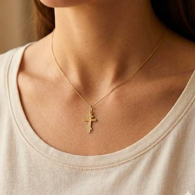 Croix Orthodoxe Striée en Or Jaune 375 ou 750, Dimension 15 x 24 mm - Lucas Lucor