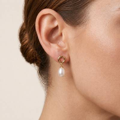 Boucles d'Oreilles Pendantes & Perles d'Eau Douce Forme Poire en Or Jaune 750 - Schmittgall