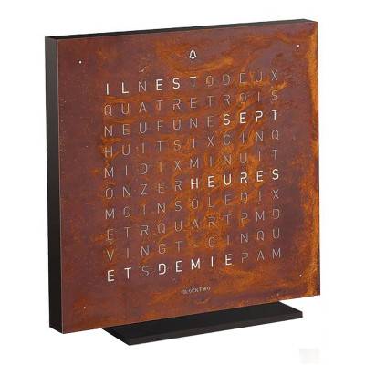 Horloge de table Earth 13.5 Creator's Edition Rust en français - Qlocktwo