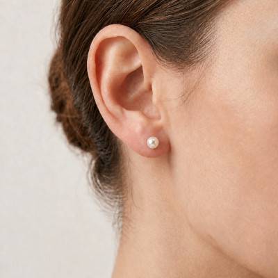 Boucles d'Oreilles Puces Perles d'Eau Douce en Or Blanc 750, Diamètre 4 mm - Schmittgall