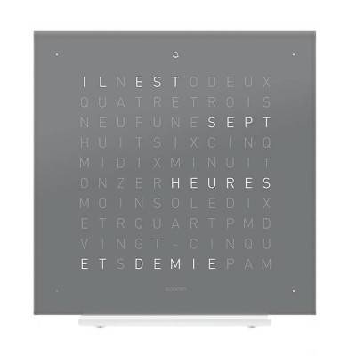 Horloge de table Earth 13.5 Early Grey Tea en français - Qlocktwo