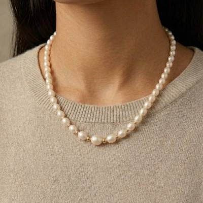 Collier Perles d'Eau Douce Grain de Riz en Or Jaune 750, Longueur 43 cm Ajustable - Schmittgall