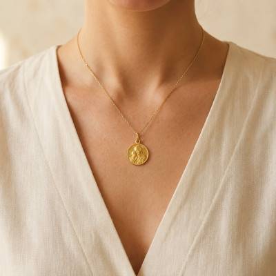 Médaille Vierge de Botticelli Or Jaune 750, Diamètre 18 mm ou 20 mm - Becker