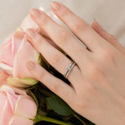 Duo Bague de Fiançailles et alliance en Or Blanc 750 & Diamants - Alliantine