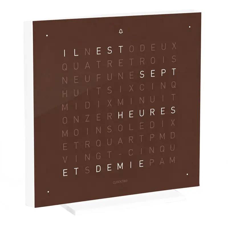 Horloge de table Earth 13.5 Dark Chocolate en anglais - Qlocktwo