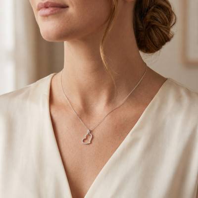 375/1000 White Gold & Diamond Heart Pendant 0,05 ct HSI - Emanessence