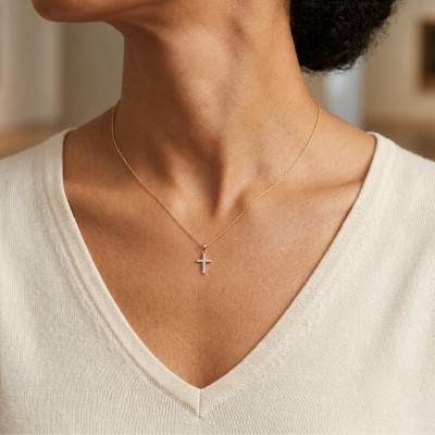 Croix en 2 Ors 375 & Diamants de Synthèse 0,05 ct - Lumiosa