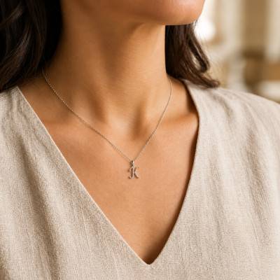 375 White Gold & Diamond 0,08 ct HSI Letter K Pendant - Emanessence