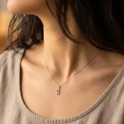 Pendentif Lettre Y en Or Blanc 375 & Diamants 0,08 ct HSI - Emanessence
