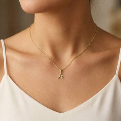 375 Yellow Gold & Diamond Letter A Pendant 0,08 ct HSI - Emanessence