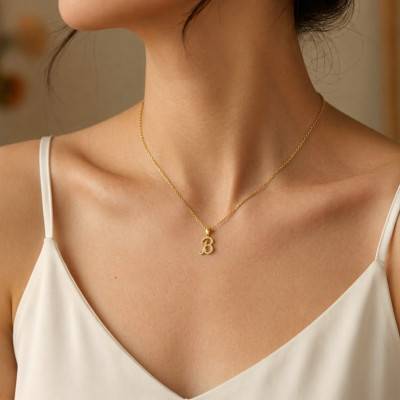 Pendentif Lettre B en Or Jaune 375 & Diamants 0,08 ct HSI - Emanessence