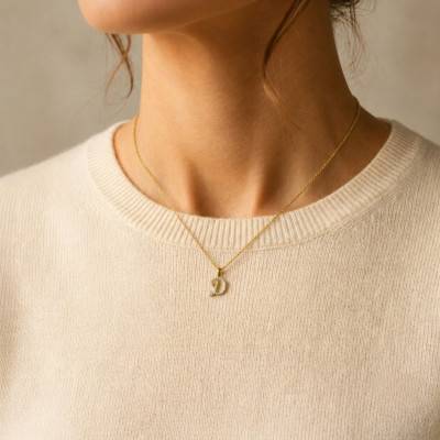 375 Yellow Gold & HSI Diamonds Letter D Pendant 0,08 ct - Emanessence