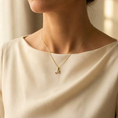 375 Yellow Gold & HSI Diamonds 0,08 ct Letter M Pendant - Emanessence