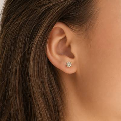 Boucles d'Oreilles Clous Solitaire en Or Jaune 375 & Diamants 0,13 ct - Diamond Lady