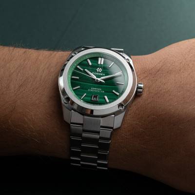 Montre Essence 41mm Malachite Automatic COSC - Formex
