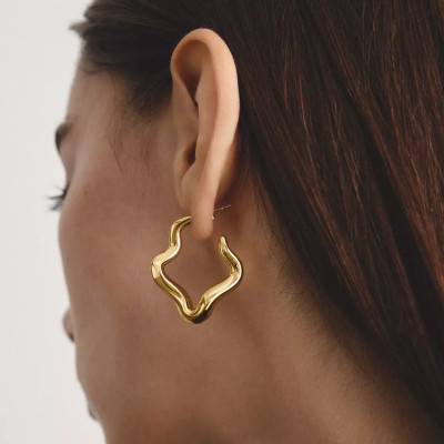 Boucles d'Oreilles Créoles Ondulées Classics en Métal Doré - CR771-M01-39 - Thomas Sabo