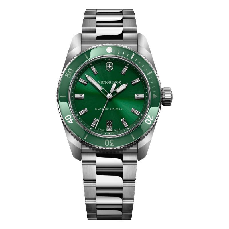 Maverick Quartz 39mm Watch 242096 - Victorinox