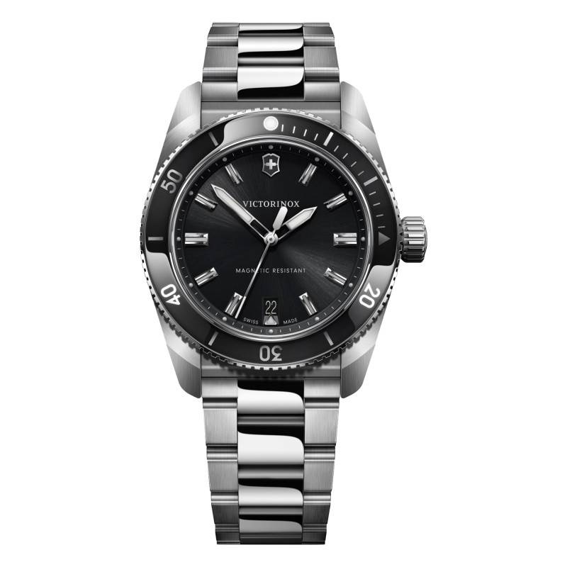 Maverick Quartz 39mm Watch 242097 - Victorinox