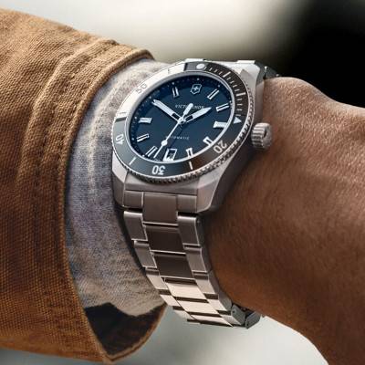 Maverick Automatic 39mm Watch 242105 - Victorinox