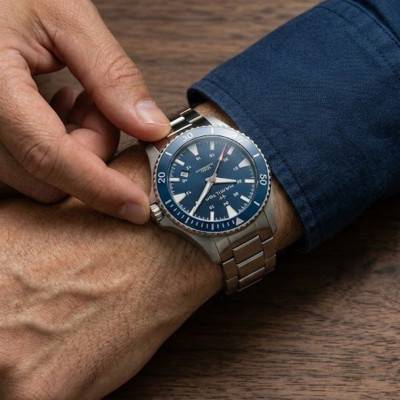 Montre Khaki Navy Scuba Blue Dial Auto H82345141 - Hamilton