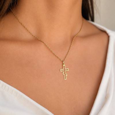 Pendentif Croix Orthodoxe Ajourée en Or Jaune 375 ou 750, 22 mm - Lumiosa