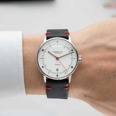 Montre Naos Automatic Edition Bahaus X Red S02-NAI24-VI29 - Sternglas
