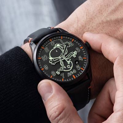 Montre Flyboy Engineer Automatic Peanuts Snoopy Flying ACE Monotone Obsidian Ace Limited Edition AV-4156-02 - Avi-8