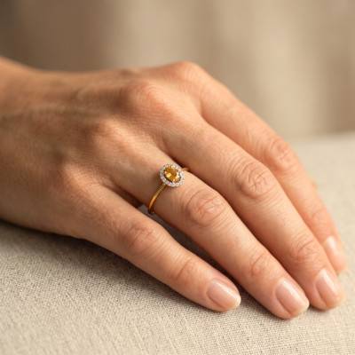 Solitaire Accompagné Citrine & 17 Diamants de Synthèse 0,12 ct en 2 Ors 750 - Aurora