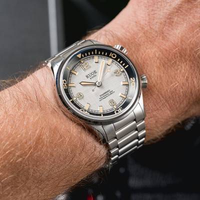 Sombrero 90-011 Silver Linen Textured Dial Watch - Kuoe Kyoto