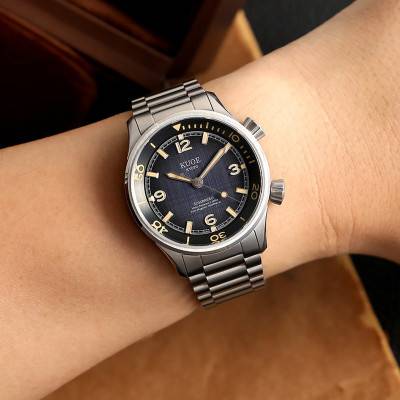 Sombrero 90-011 Gradation Navy Linen Textured Dial Watch - Kuoe Kyoto